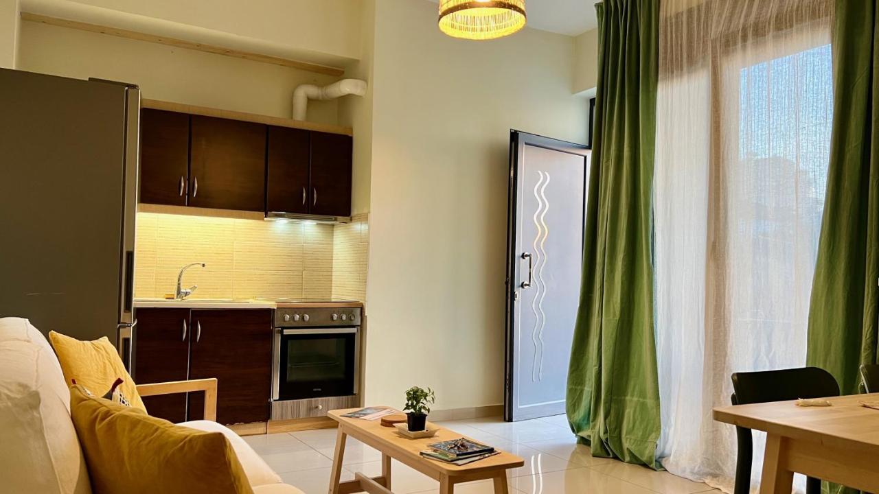 100 Meters From The Sea Apartment ซิโลกาสโตร ภายนอก รูปภาพ