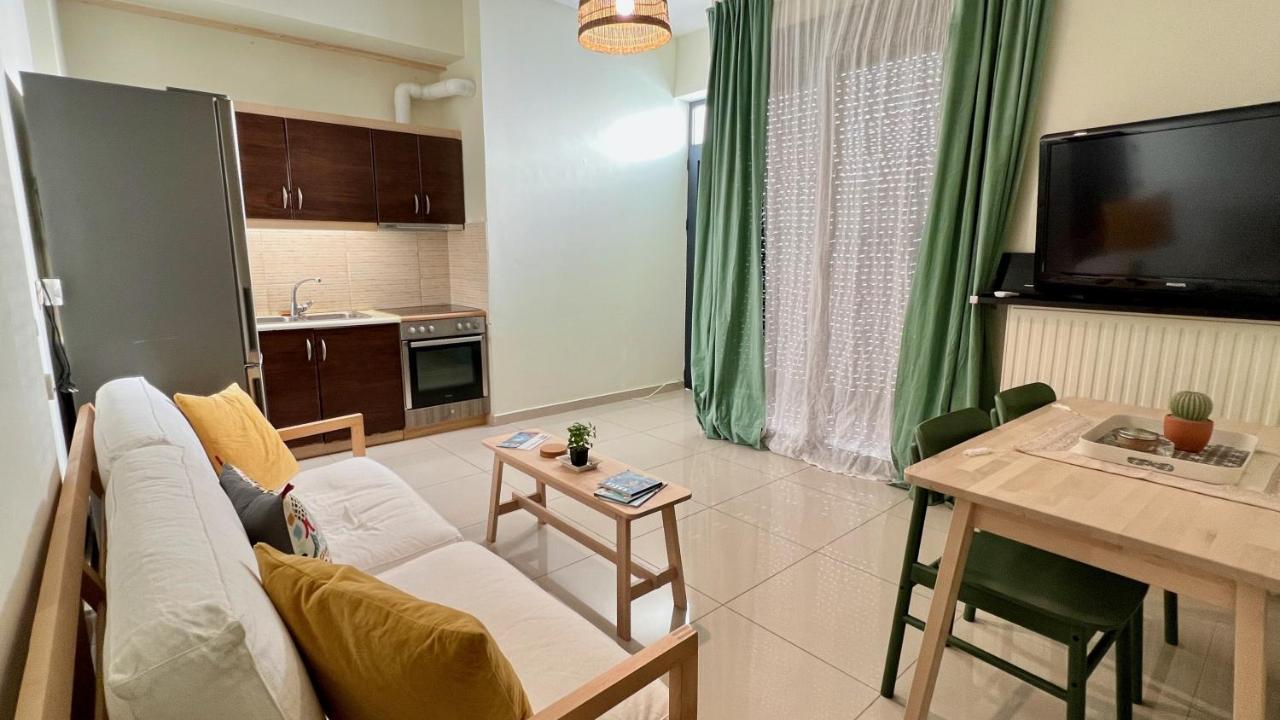 100 Meters From The Sea Apartment ซิโลกาสโตร ภายนอก รูปภาพ